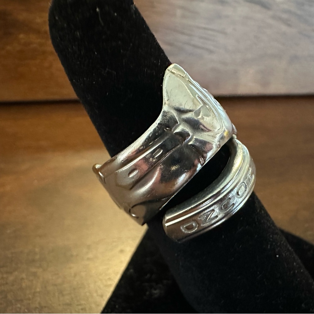 RARE Huckleberry Hound Spoon Ring - Picture 3 of 15